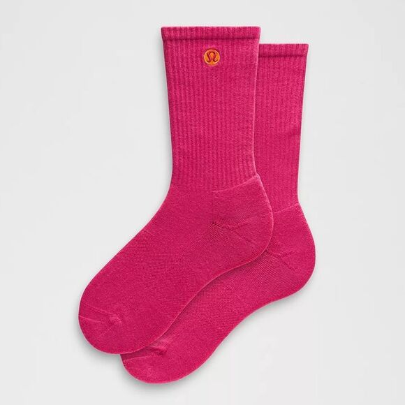 NWT Sz L UNISEX DAILY ESSENTIAL CREW SOCKS - Raspberry Coulis RBCO - Lululemon - Picture 1 of 8